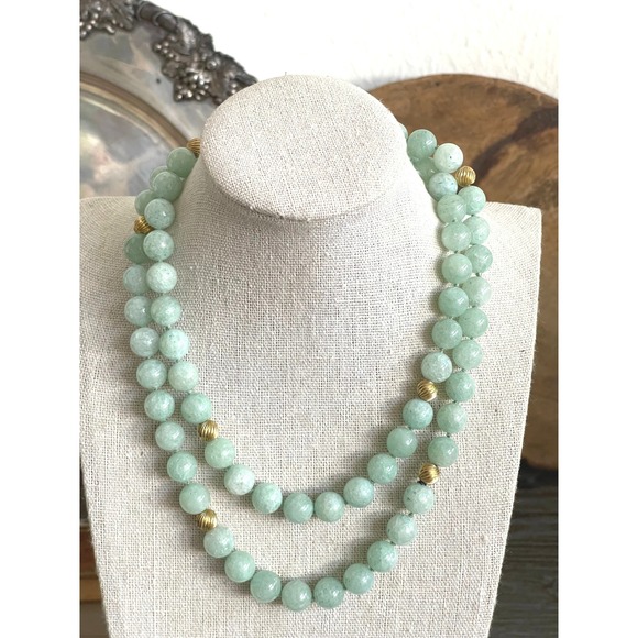 Jewelry - Vintage Aventurine Bead Necklace 32" Endless Strand Gold Tone Spacers 106g